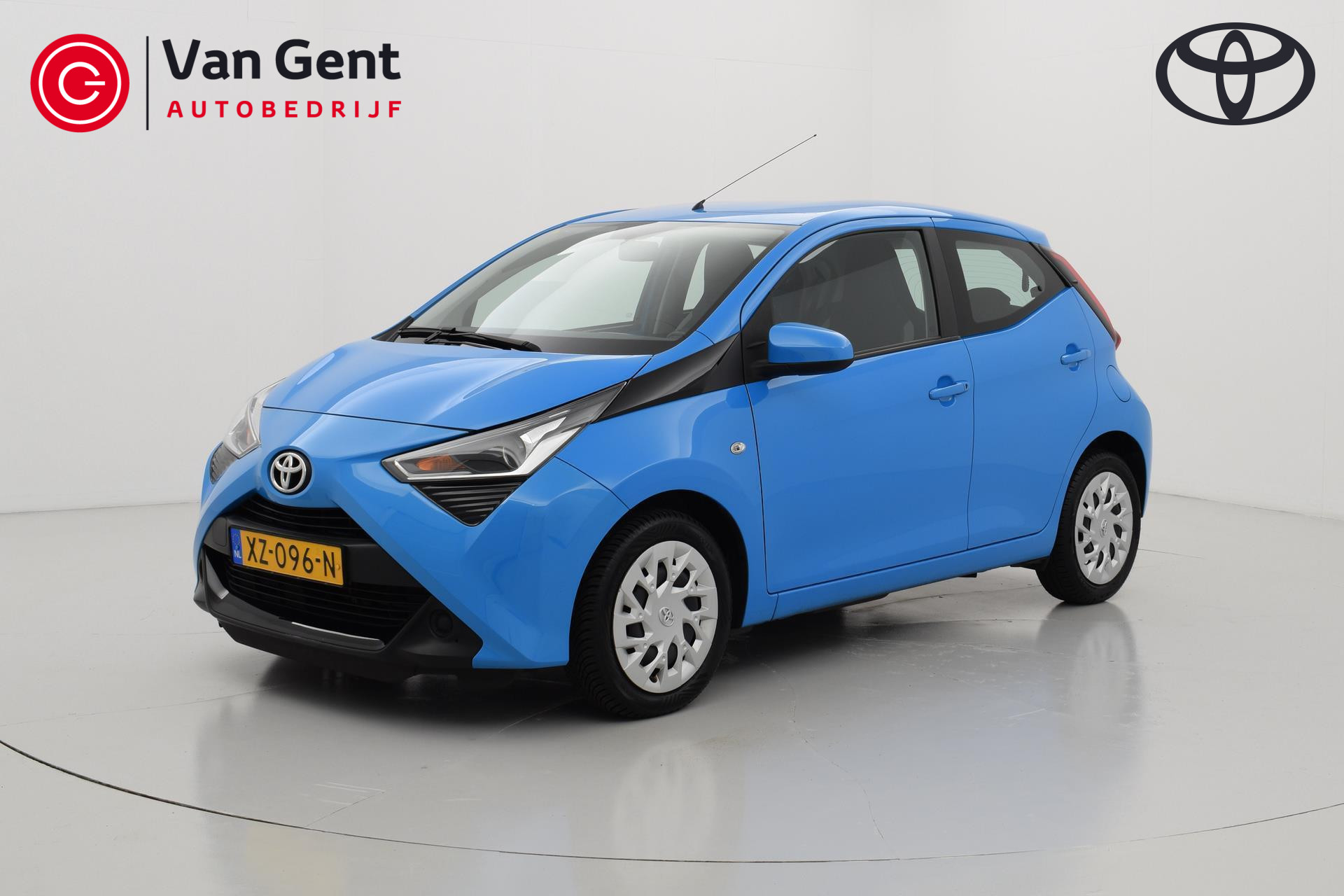 Toyota Aygo 1.0 VVT-i x-nav 5drs